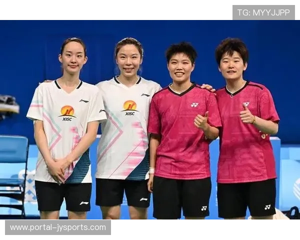 全运会混双退赛瞬间：黄东萍伤退，四人合影留念